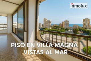 Piso en Avenida holanda 14. Piso con gran terraza y vistas al mar en villa magna  playa de s