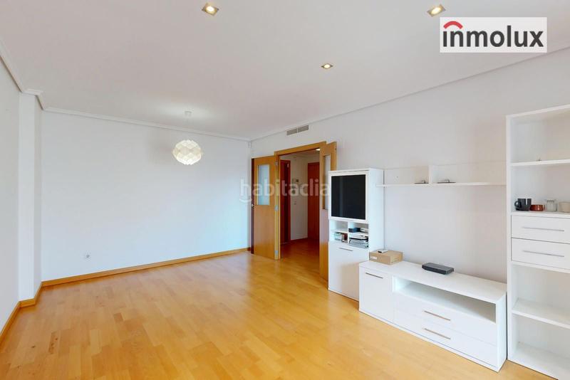 Foto d2267bc8-e75b-4d57-8b6b-7a530af3a2b9. Appartamento con riscaldamento parcheggio piscina in Alicante