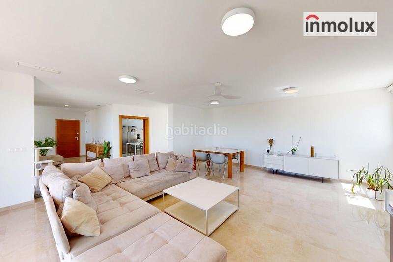 Foto 6fdd675a-007a-414c-bbec-ac599acb679f. Chalet con riscaldamento parcheggio piscina in Montnegre Alicante