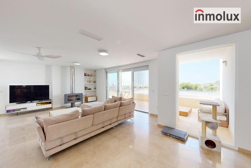 Foto d9a047d5-addb-4a46-8d1d-f7304dec89ee. Chalet con riscaldamento parcheggio piscina in Montnegre Alicante