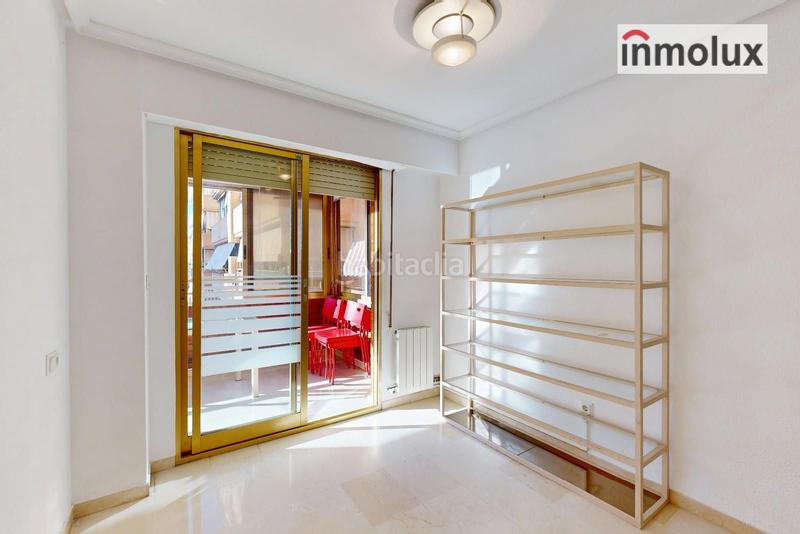 Foto 773759c4-0fca-411f-bb44-e4d911ee20ed. Appartamento con riscaldamento parcheggio piscina in Alicante