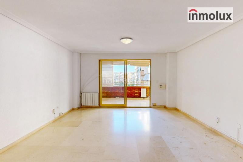 Foto 9a76bfcb-d271-483d-af62-12e49e3d8920. Appartamento con riscaldamento parcheggio piscina in Alicante