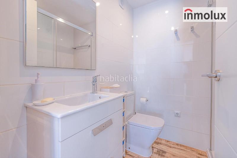 Foto 0caddbb0-8f59-4b2b-ad2b-119ac5a4688b. Etagenwohnung mit parking pool in Playa de San Juan Alicante