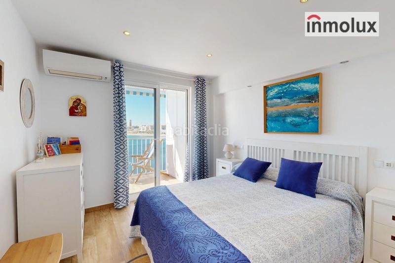 Foto 44162d42-5c6c-47b9-97a2-296386135a5b. Etagenwohnung mit parking pool in Playa de San Juan Alicante