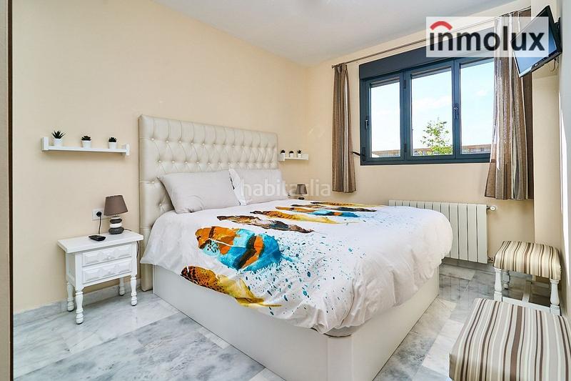 Foto 36be92fb-0f80-4316-8ed8-37f7a552c8dc. Location appartement avec chauffage parking piscine dans Alicante