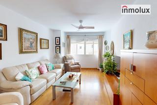 Piso en Maestro Caballero