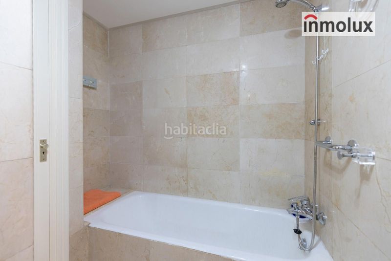 Foto 025685d9-1444-48e6-b8a1-7465c9562579. Pis amb calefacció a Barrio del Centro Alicante