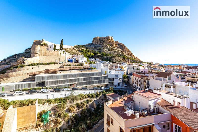 Foto 6f287569-8add-482f-bdca-5fc2fcb844a2. Pis amb calefacció a Barrio del Centro Alicante