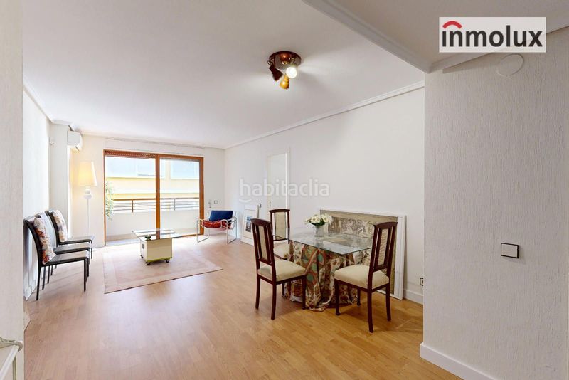 Foto ca25ee32-60a2-4d06-a081-30c866423133. Pis amb calefacció a Barrio del Centro Alicante