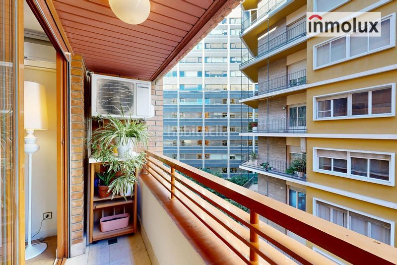 Foto d63bf1b6-f3b4-417f-b932-c008ec2cdcbb. Pis amb calefacció a Barrio del Centro Alicante