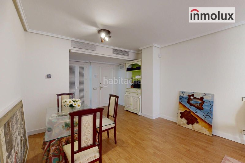 Foto e2cd5698-a6d9-48e6-aba1-76a51633ae85. Pis amb calefacció a Barrio del Centro Alicante