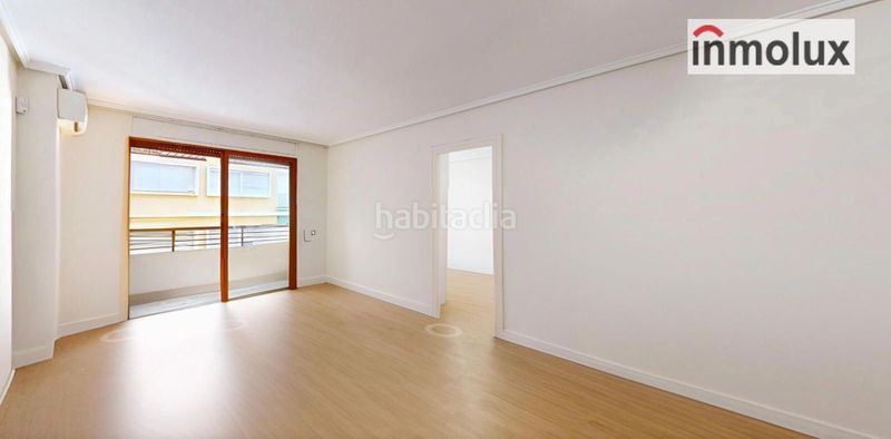 Foto fea49e03-6cf1-4969-acfb-b2658859476f. Pis amb calefacció a Barrio del Centro Alicante