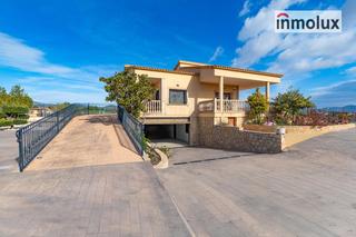 Chalet  Cami de l´ horteta. Finca rústica exclusiva lujo, naturaleza, cultivos de uva y oliv