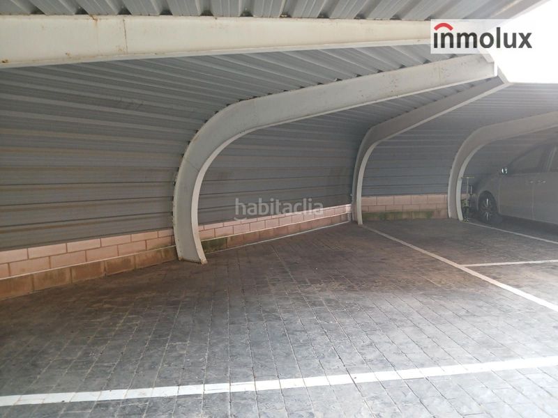 Foto 44063888-2684-4988-b834-64c154d39247. Aparcament cotxe a Cabo de las Huertas Alicante