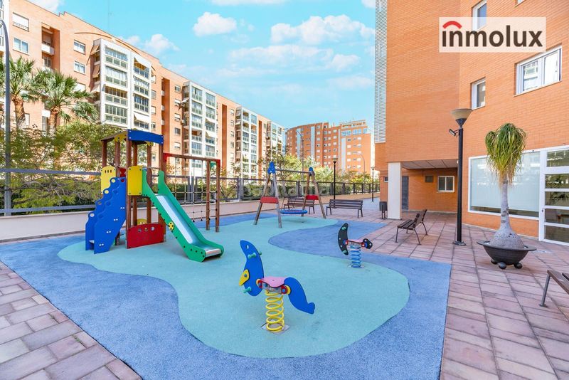 Foto 784523f8-b96c-46d7-a079-c6d4f150031e. Pis amb calefacció aparcament piscina a Babel Alicante