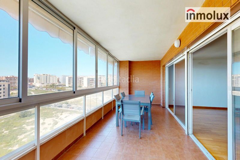 Foto a72dae5d-1e93-4402-8976-f9ad97e35875. Pis amb calefacció aparcament piscina a Babel Alicante