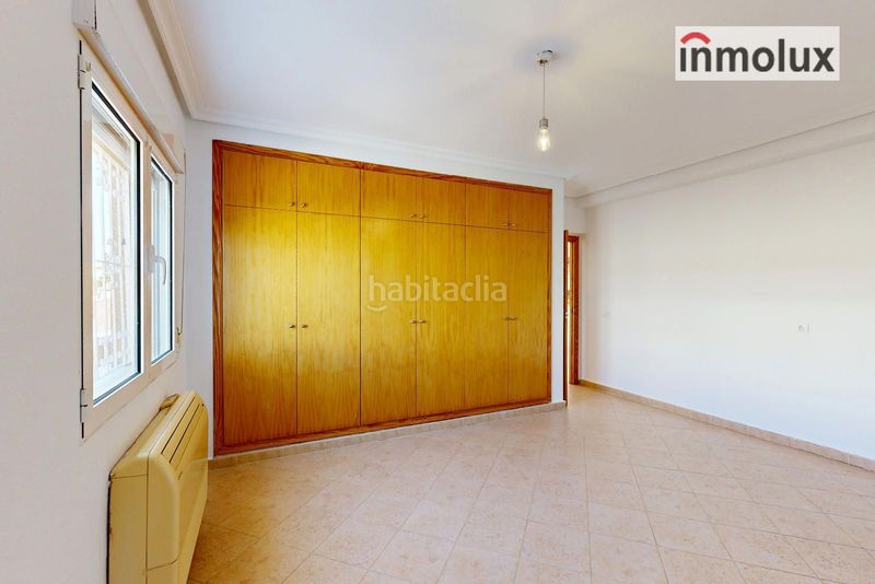 Foto 08b83eee-5625-4fae-874e-ef0728f45ca1. Xalet amb aparcament piscina a Busot