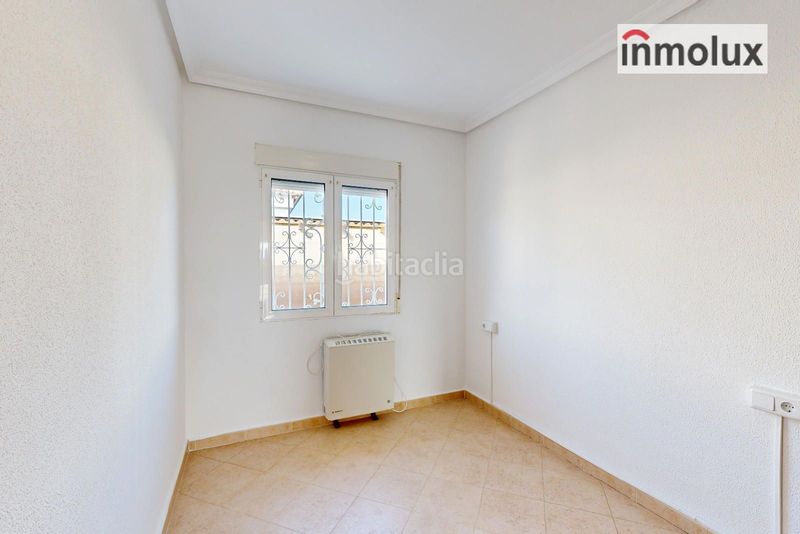 Foto 0cebe95a-f692-48c5-996c-a09493eeed28. Xalet amb aparcament piscina a Busot