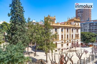 Pis a catedrático ferre vidiella