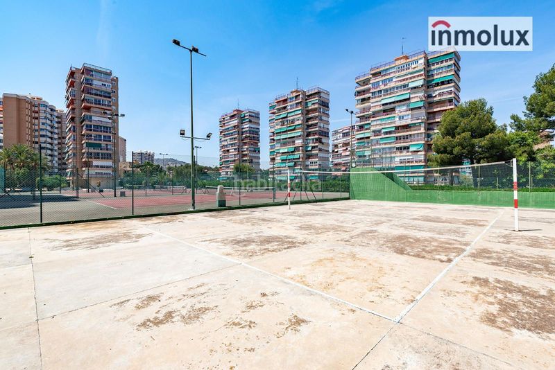 Foto 5ce8399c-0b95-47c0-ac7d-c3b84fdfa486. Pis amb calefacció aparcament piscina a Albufereta Alicante