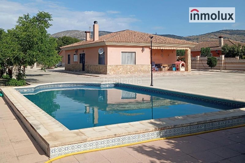 Foto 44ccb733-7161-4f70-b538-451e8947902e. Xalet amb piscina a Castalla