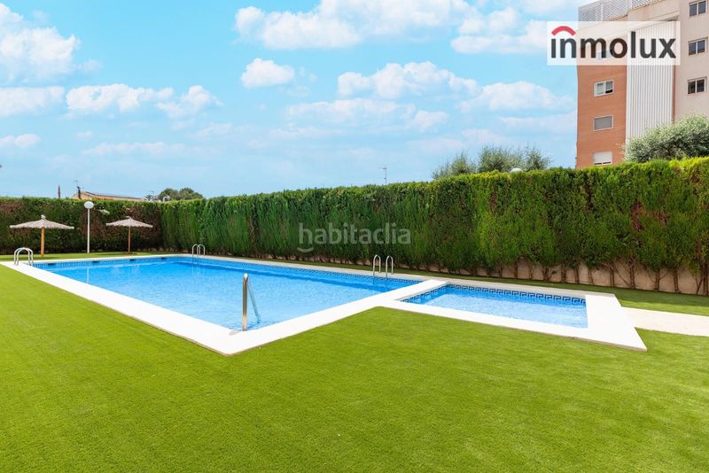 Foto 7ac6e83d-c4fd-4c4a-a256-9c21c363d63a. Pis amb calefacció aparcament piscina a Albufereta Alicante