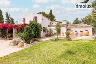 Xalet  Partida de fabraquer. Casa de campo tradicional mediterranea en la font alicante