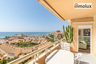 Piso  Avenida almadraba. Primera línea tres habitaciones con vistas al mar y plaza de gar