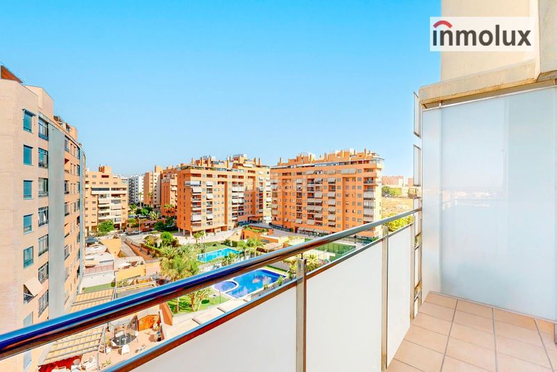 Foto aa9a49ff-20e2-40a3-8d62-294e57c6b2ee. Pis amb aparcament piscina a Paus - Polígono San Blas Alicante