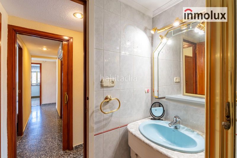 Foto 0113990c-9ac1-48ef-a8e7-8e20535af48d. Flat with heating parking pool in Albufereta Alicante