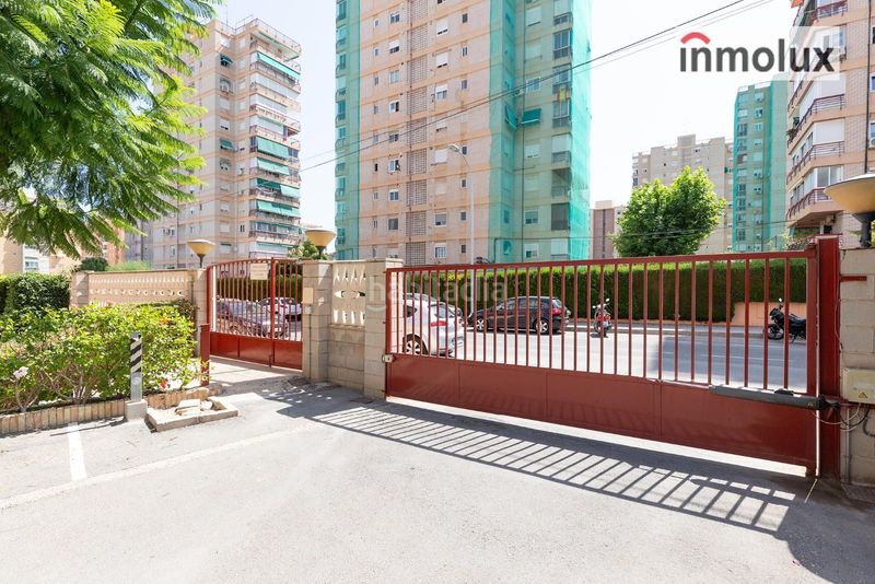 Foto 035b6ae8-781d-4f1a-9c70-f1f5040b3c4c. Flat with heating parking pool in Albufereta Alicante