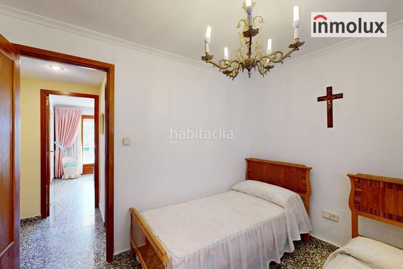 Foto 31dcb1a2-caf6-4983-ad95-2504d1ef80e8. Flat with heating parking pool in Albufereta Alicante