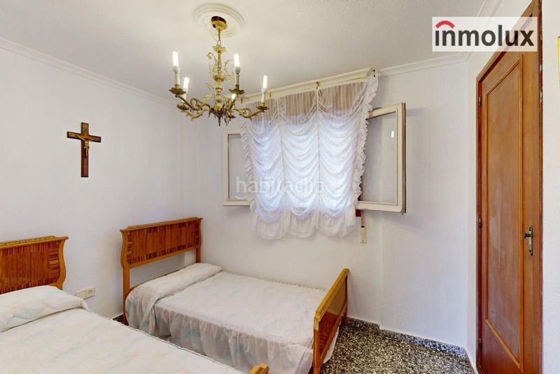 Foto cf18e83b-512b-4254-842d-0003b56cd4c9. Flat with heating parking pool in Albufereta Alicante