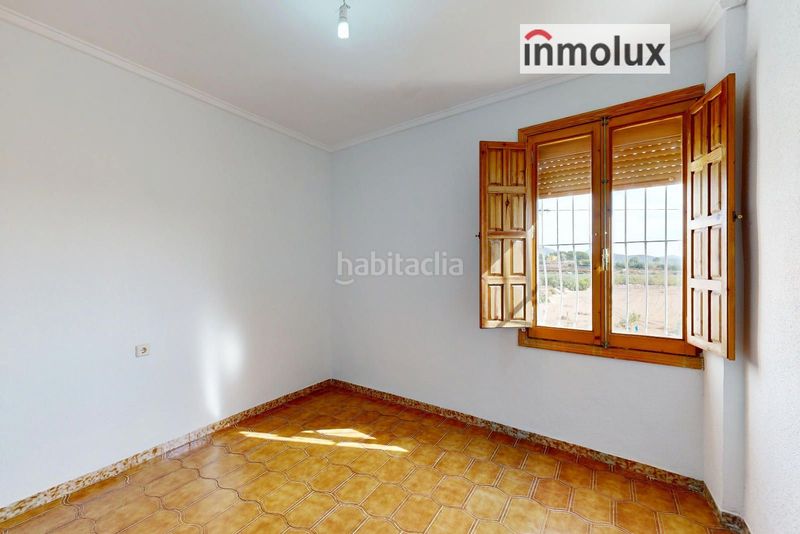 Foto 7b6209f7-913e-4cbe-8259-f9a87b498ff3. Xalet amb aparcament a Novelda