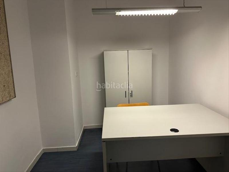 Foto b50148f0-85ad-419b-87d6-415b62f8c363. Location bureau avec chauffage dans Centre - Passeig i Rodalies Manresa