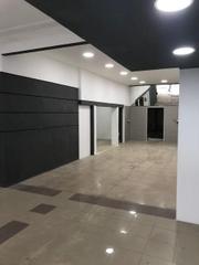 Location Local commercial à Poble Nou. Local de alquiler en manresa en calle barcelona