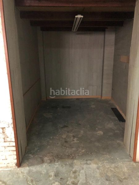 Foto ba79b45e-c1b4-4ac3-b863-5a0364c9663a. Local comercial a Poble Nou Manresa
