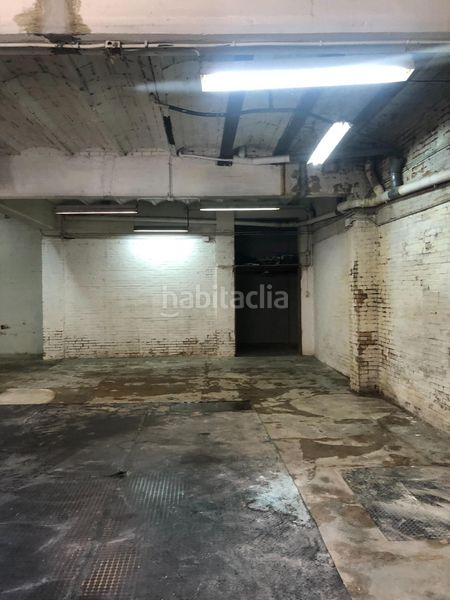 Foto fd9ad6ee-7321-46d9-b12d-ca465a088d57. Local comercial a Poble Nou Manresa