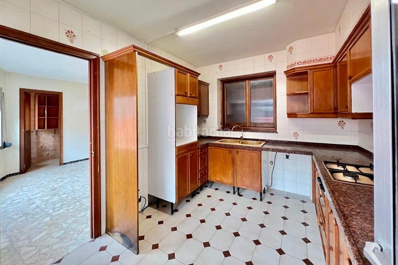 Foto d1b9852a-37b0-4db6-a23a-45e37d97a41c. Building in Plaça Catalunya Manresa