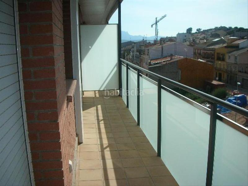Foto a4a3a6ab-e6f2-45cf-983a-b40d9cb21e0c. Alquiler piso  de alquiler en pla dels atmetllers en Manresa