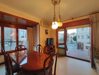 Flat in Sant Fruitós de Bages. Piso luminoso con plaza de aparcamiento