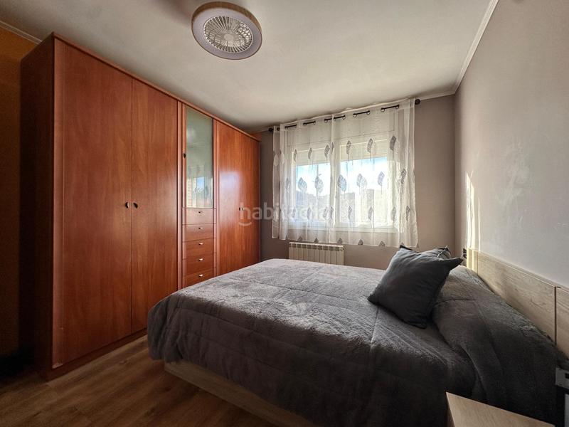 Foto 37206409-7c2c-4f6c-8bd2-e5c10cb11a2c. Pis amb aparcament a Poble Nou Manresa