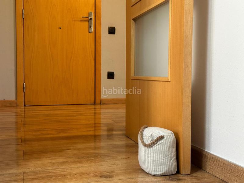 Foto 3b4a9cfe-f58f-49e9-a512-05a6cb70a7d0. Pis amb aparcament a Poble Nou Manresa