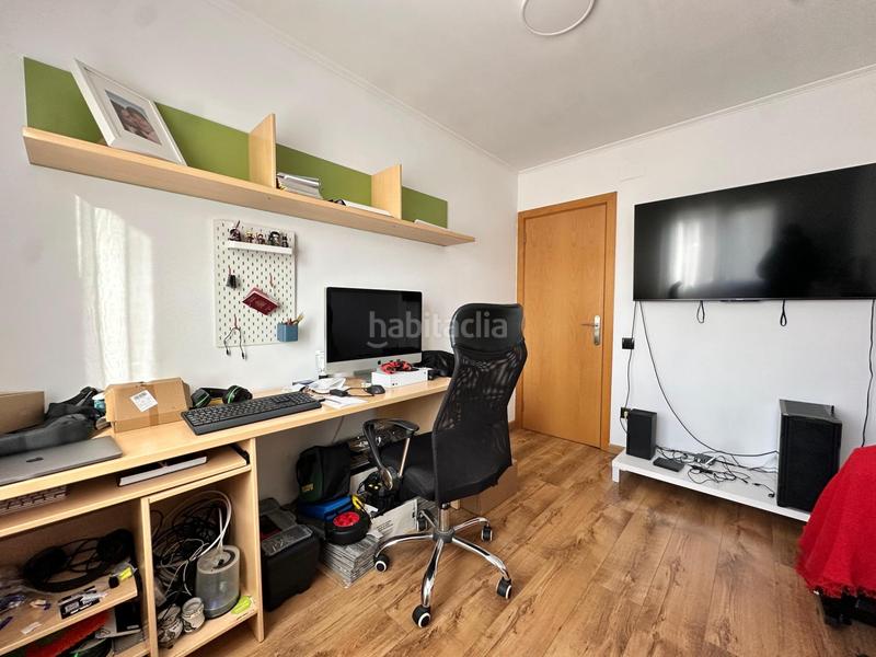 Foto e17f985c-6de3-4203-97f4-5626ca10aa89. Pis amb aparcament a Poble Nou Manresa