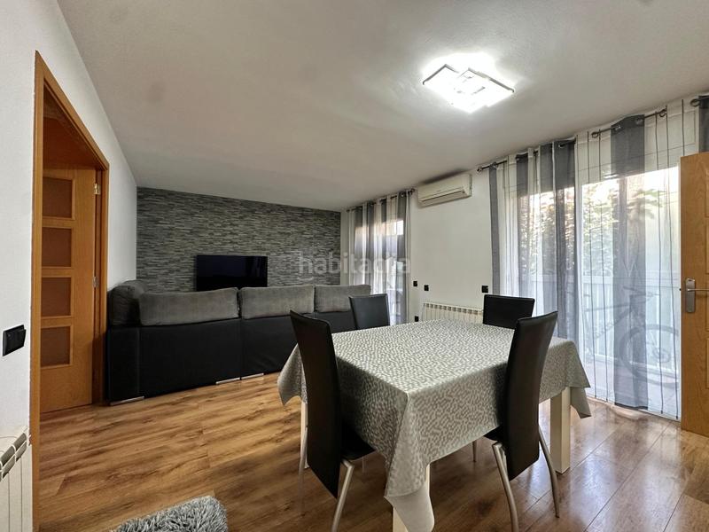 Foto e49c5ac4-1b44-4954-9efb-cbfdb9c06a6d. Pis amb aparcament a Poble Nou Manresa