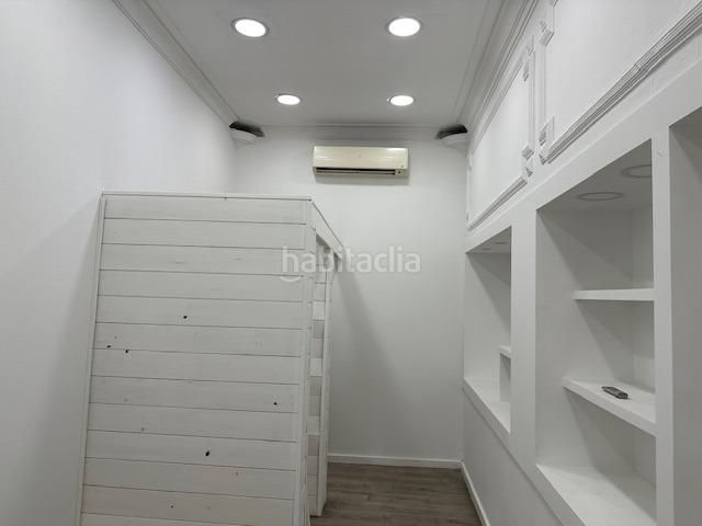 Foto 10c09ff0-511b-46e6-bc2e-672233703ff6. Local comercial a Barri Antic Manresa