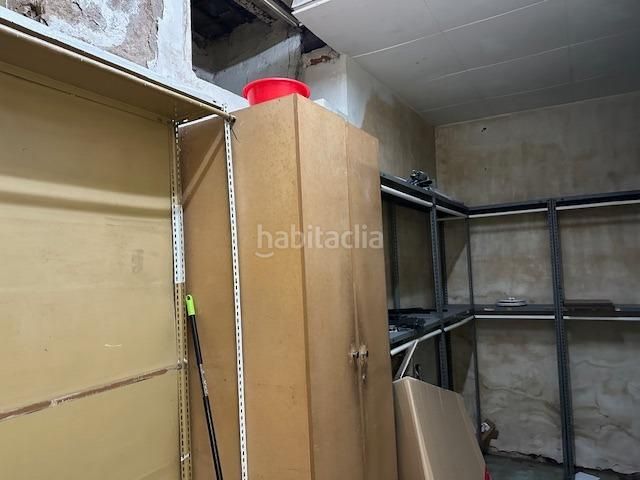 Foto 5001fad9-a8c3-4e2f-9418-1c9063029506. Local comercial a Barri Antic Manresa