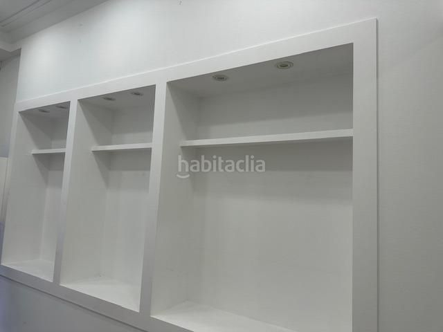 Foto 8208337c-0909-4d1e-b252-785516cc8396. Local comercial a Barri Antic Manresa