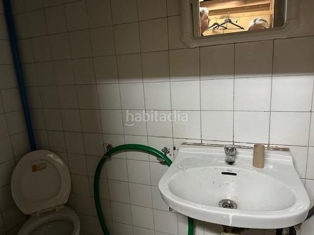Foto 9d2fc9ca-ec73-4850-b931-1d4ff7097f59. Local comercial a Barri Antic Manresa