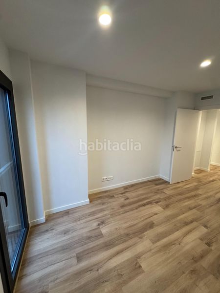 Foto 2f7dd14e-5074-4b1b-8615-ac767bb5265b. Pis amb aparcament a bases de Manresa - carretera de santpedor Manresa